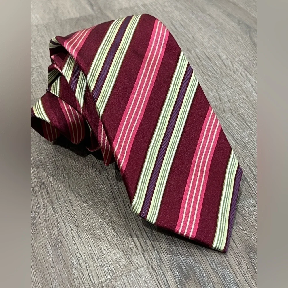 Ermenegildo Zegna Red Power Stripe Made in Italy 100% Silk Designer Tie EUC